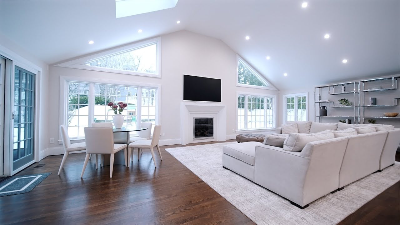 19 Gordon Rd, Waban, MA 02468