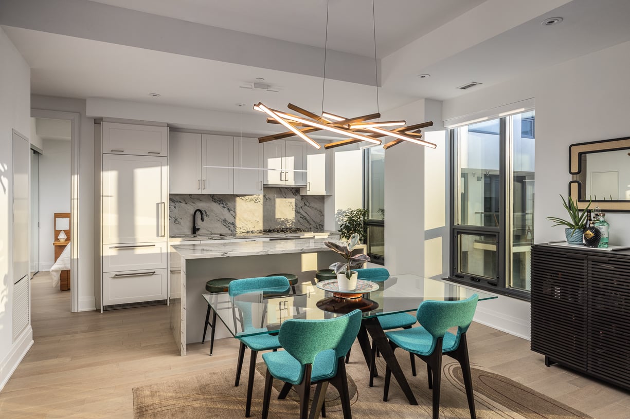 A Grande Penthouse In The Annex