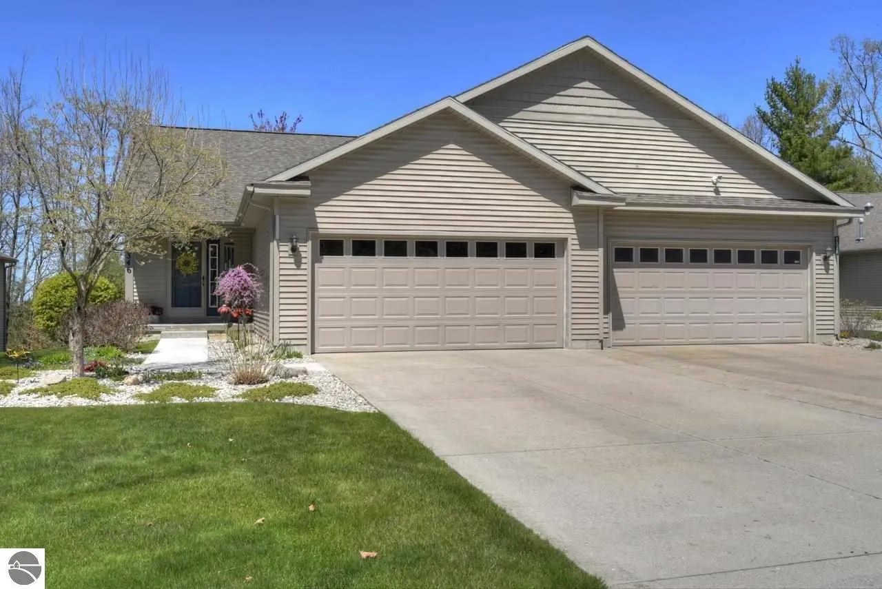 1346 Terrace Bluff Dr