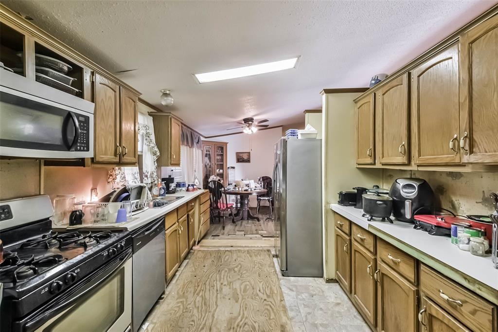 12168 Hairston Dr