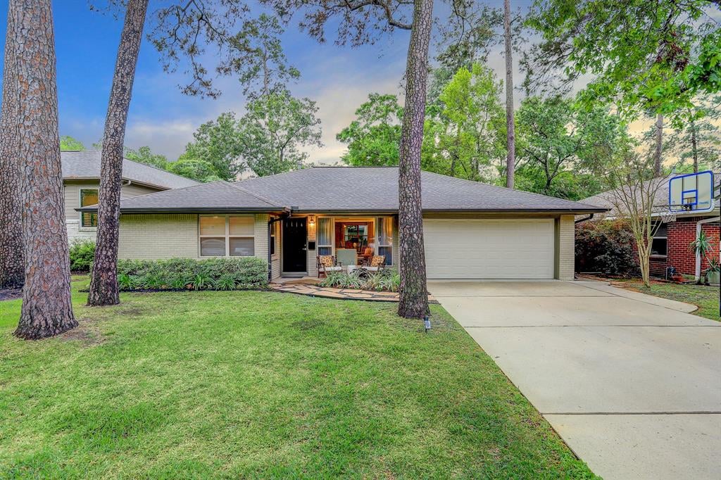 6007 Pineshade Ln