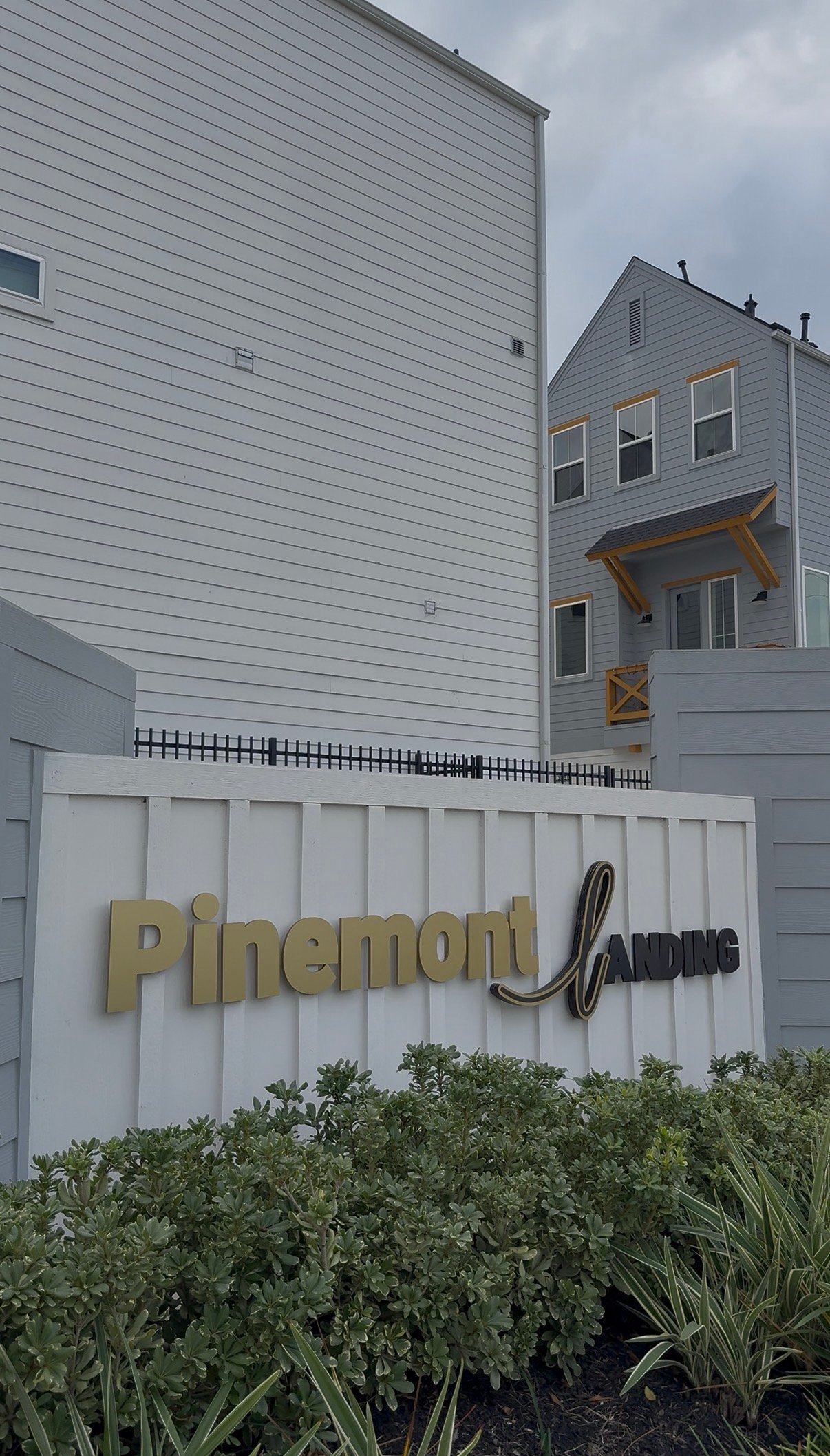 Pinemont Landing