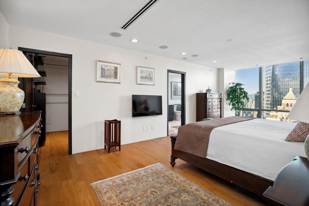 837 W Hastings St, #2801