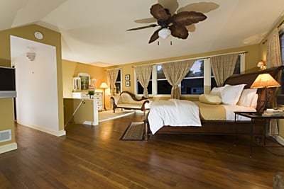 3849 V St. Sacramento, CA 95817