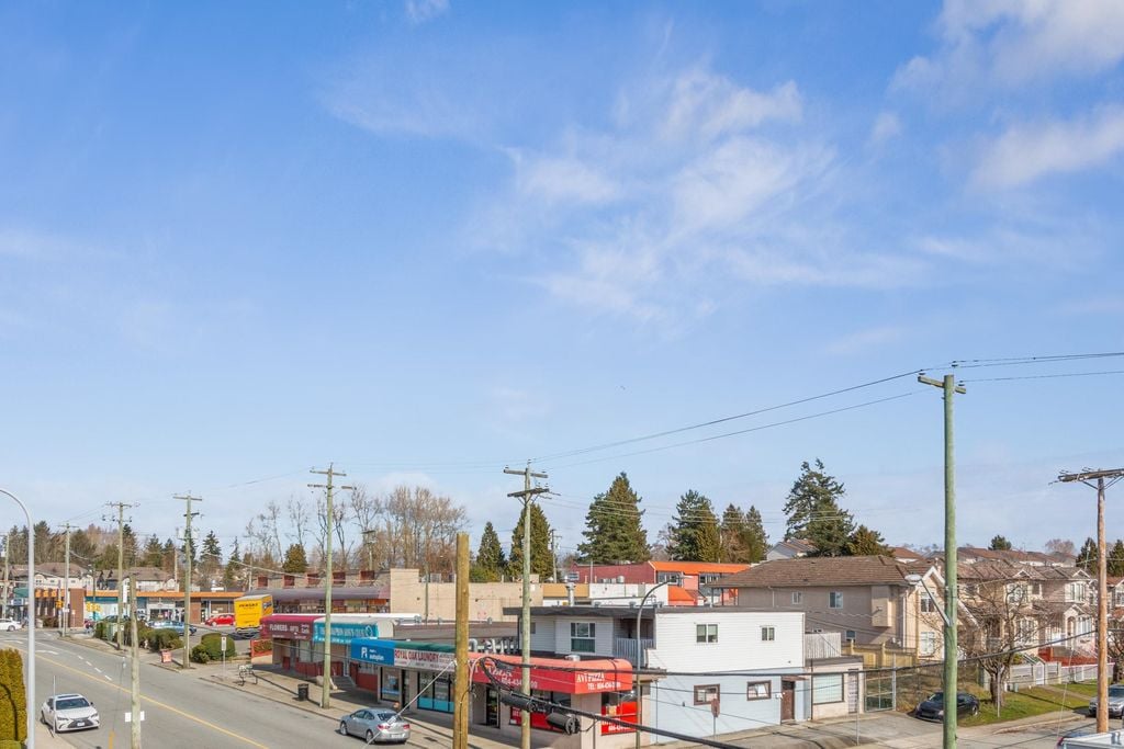 7727 Royal Oak Ave, #309