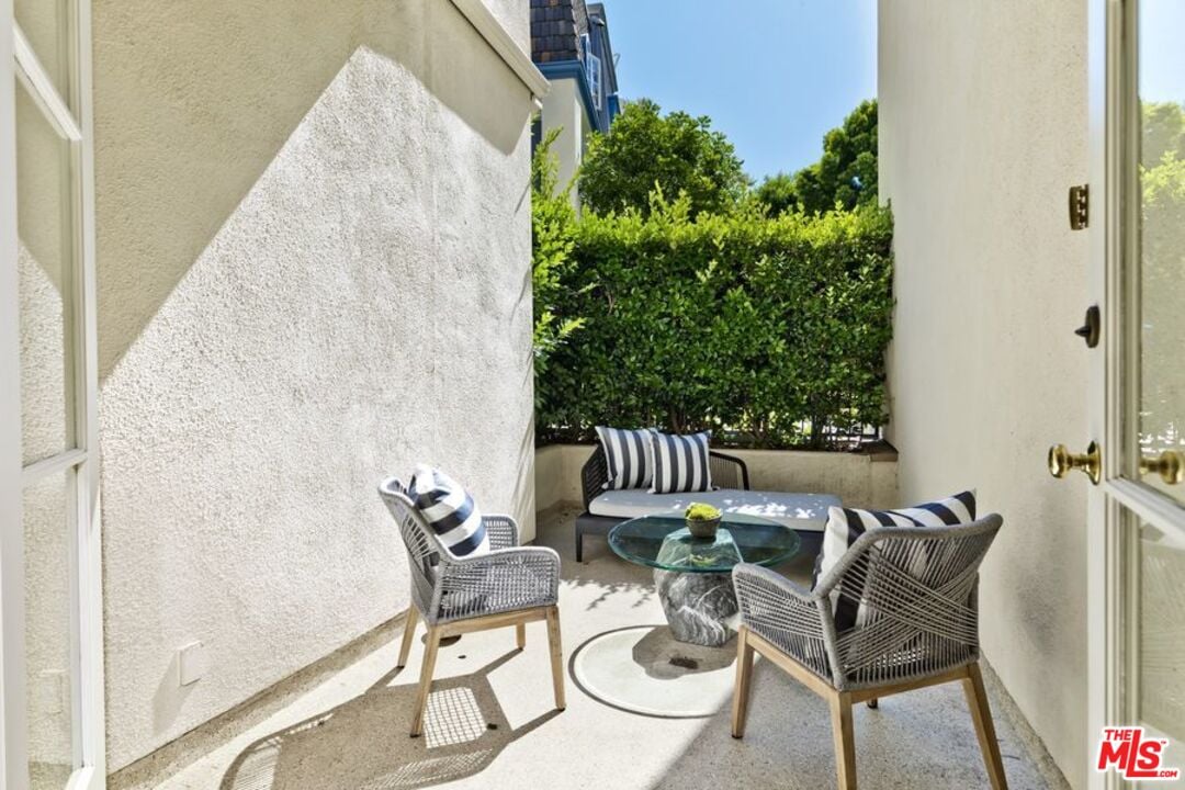 10126 EMPYREAN WAY Unit: 101