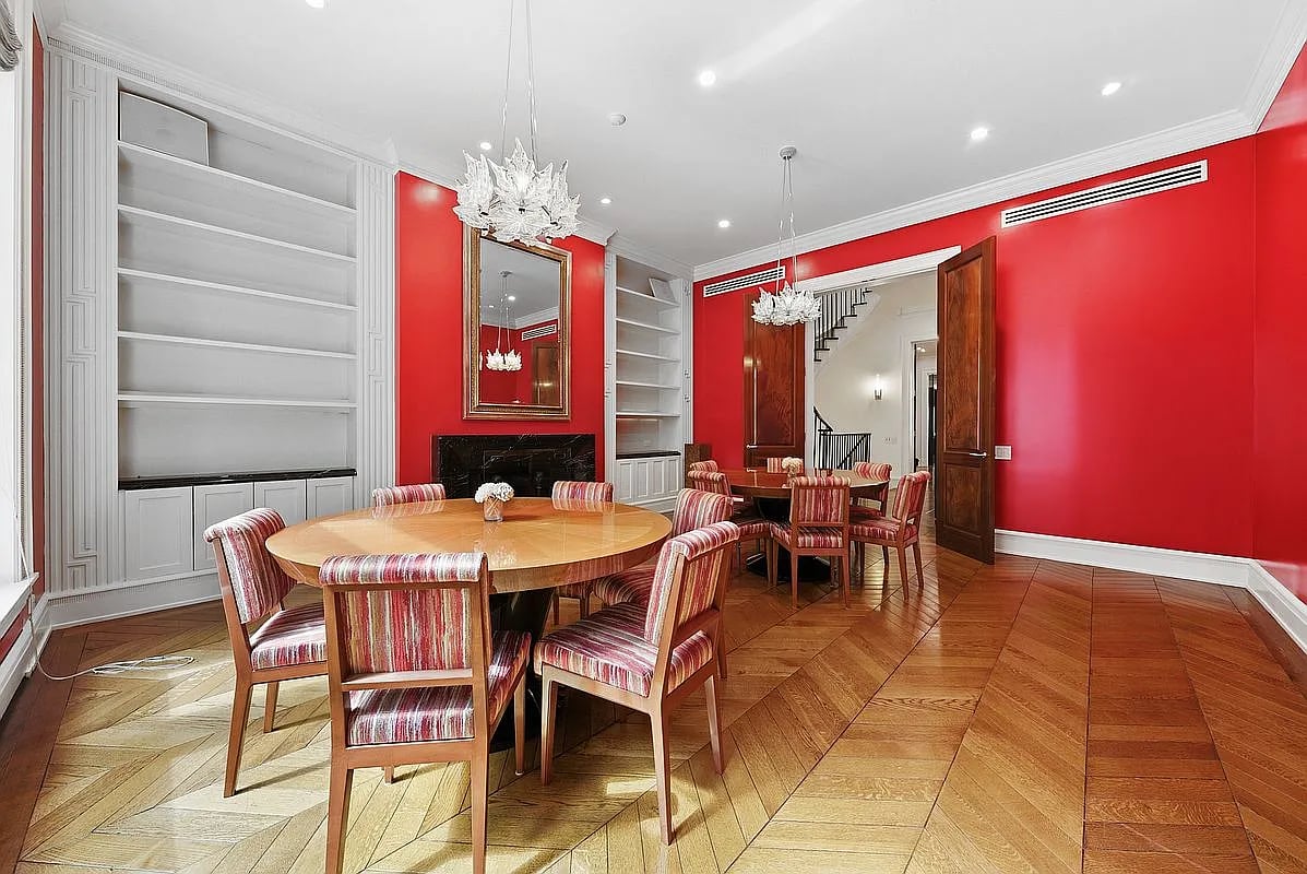67 East 82nd Street