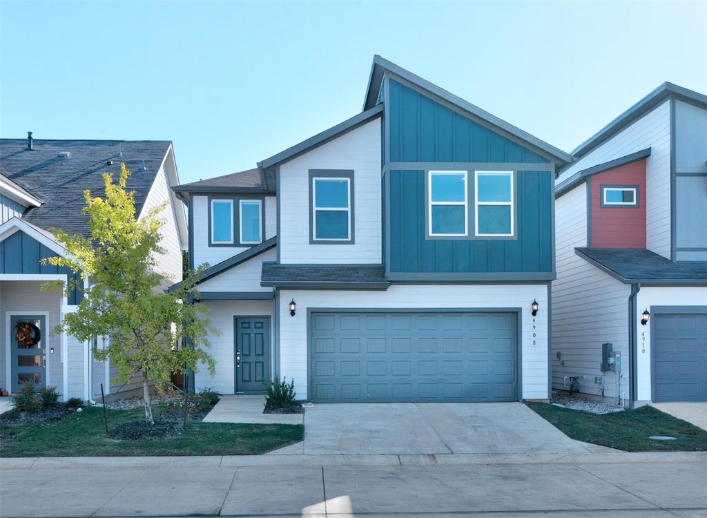 4908 E Plum Peach Bnd