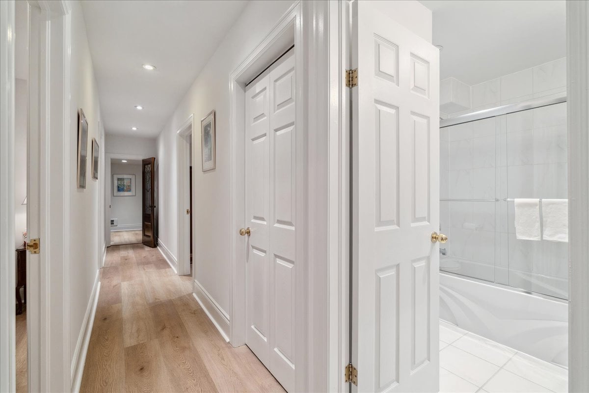 Executive Rental in Forest Hill