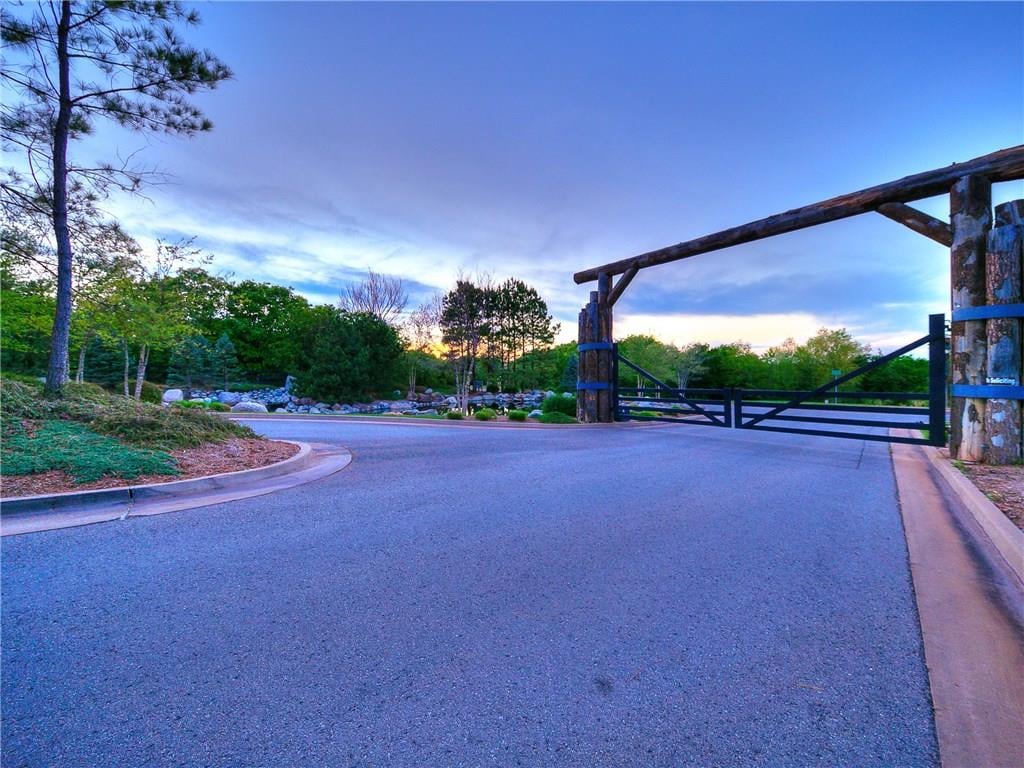 The Territories in East Edmond: A gated luxury addition with a true “Colorado entrance” feel - Wyatt Poindexter - The Agency 