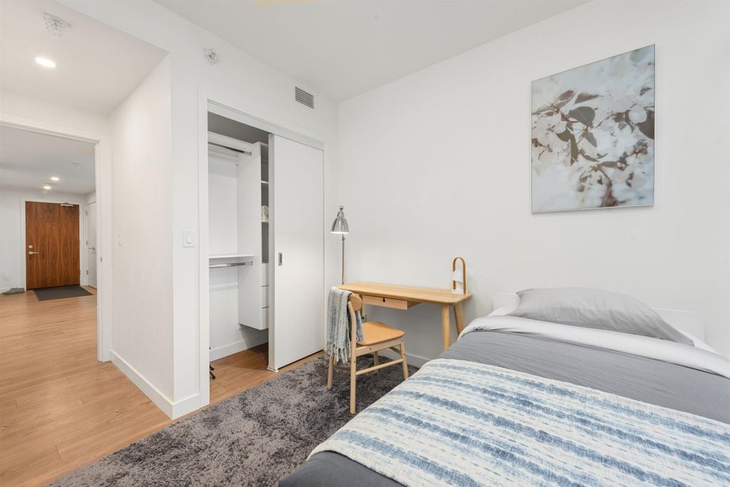 585 Austin Ave, #2103