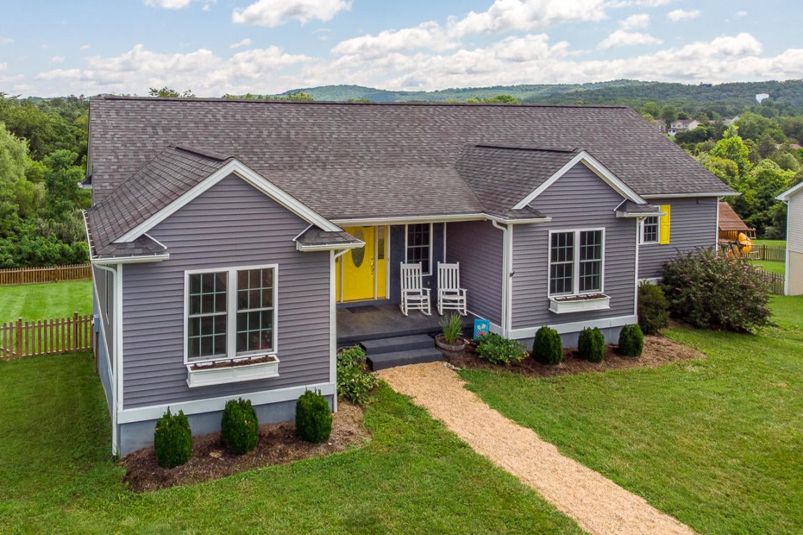 Just Listed! Under Contract in 4 Days!