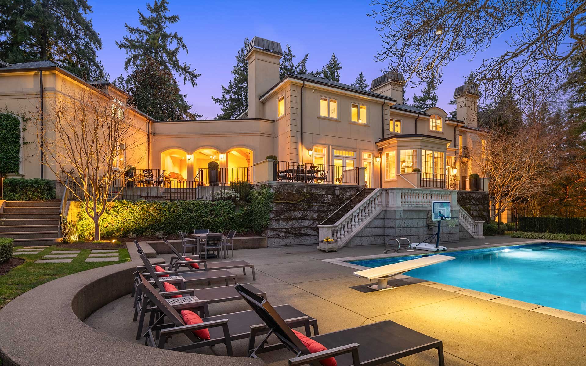Sophisticated, Timeless Style in a Prized Medina Location on Overlake Golf Course