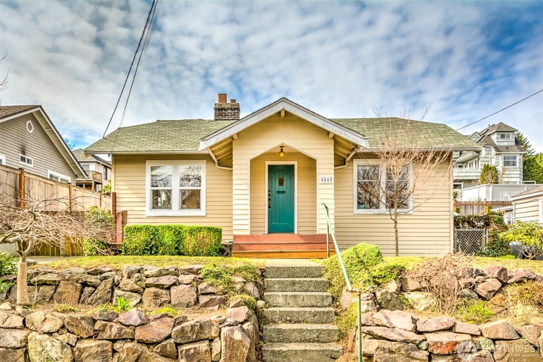 8045 19th Avenue NE