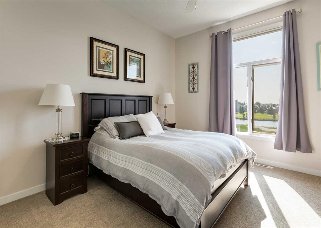 112 Gleneagles Close