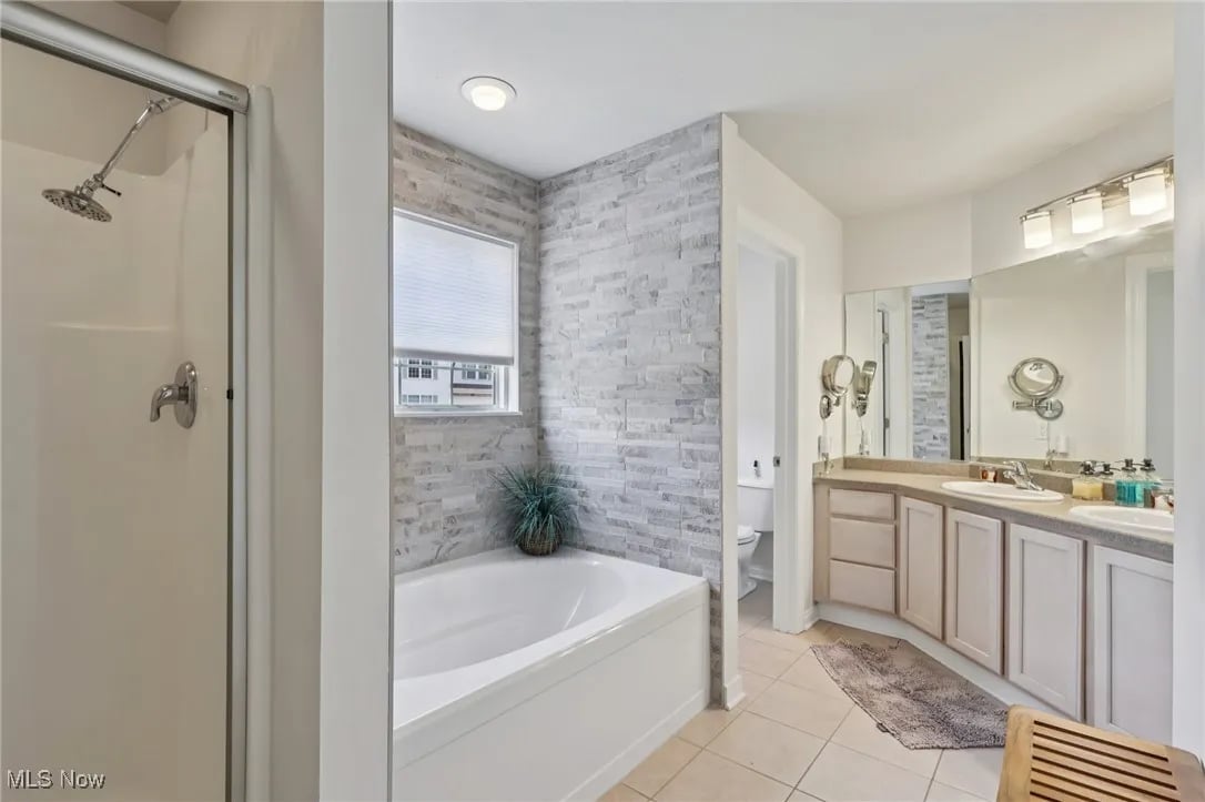 363 E Legend Ct A