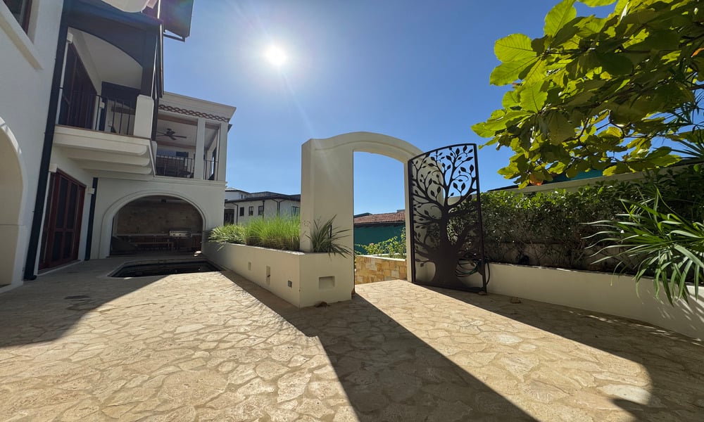 3 Calle Virginia | 6-Bedroom Coastal Home with Ocean Views in Las Catalinas
