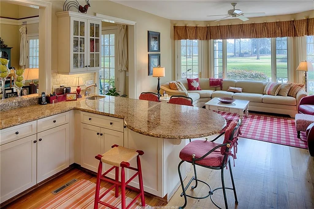 55 Colleton River Dr