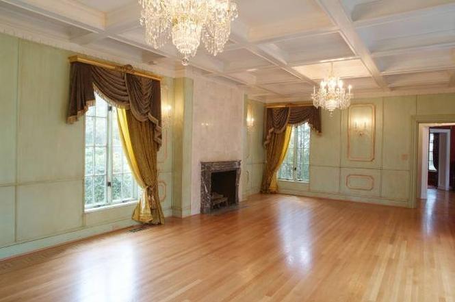 The Castle — 75 SW Shaw Rd