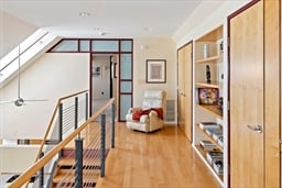 555 Boylston St, #555