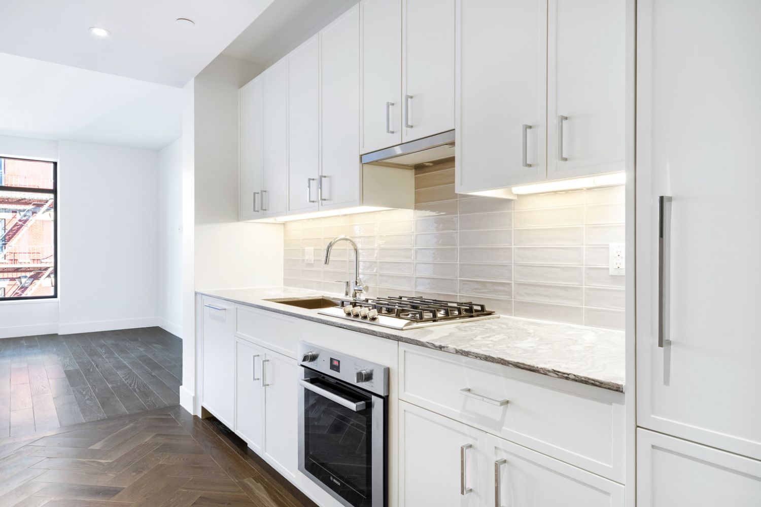 10 Lenox Avenue Unit: 6-B