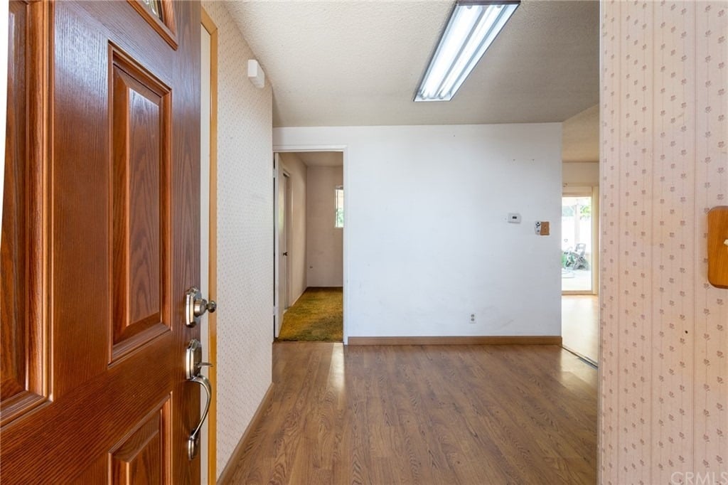 15841 Las Solanas St