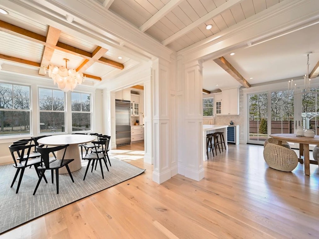 12 Baylies Way