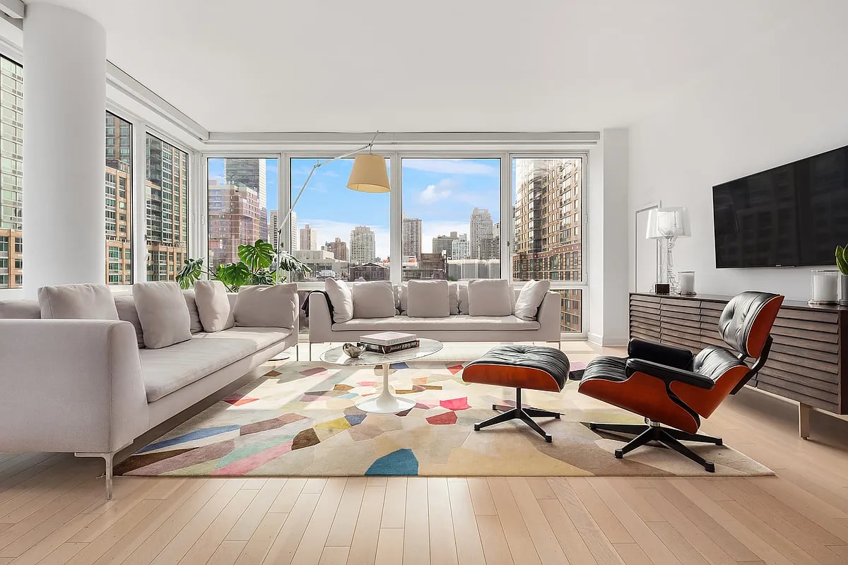 80 Riverside Blvd #12P