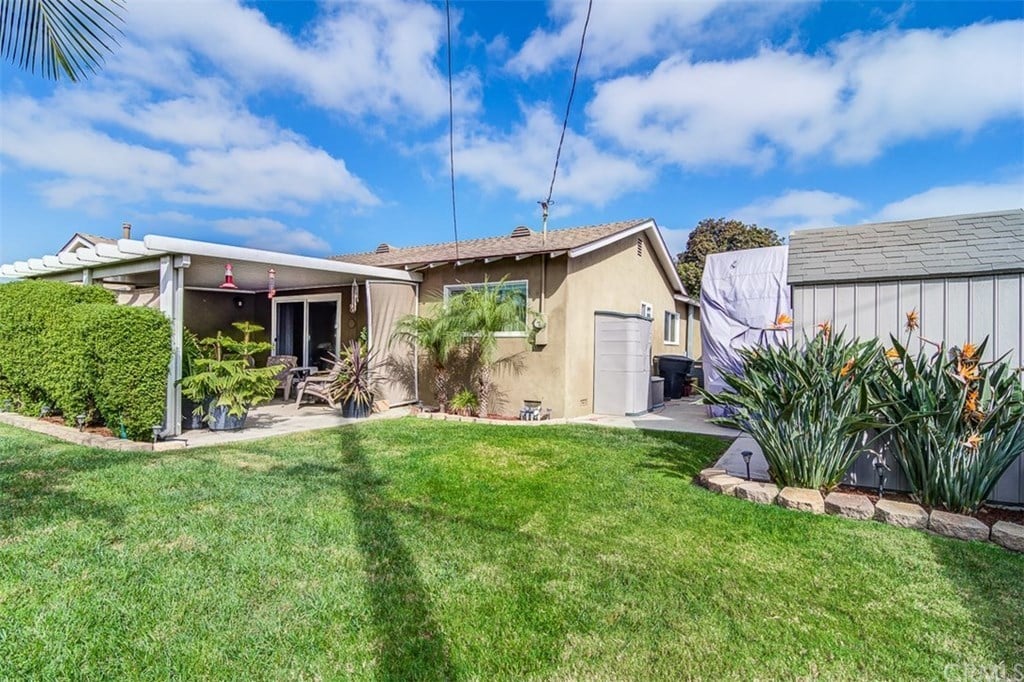 6212 Chickasaw Dr