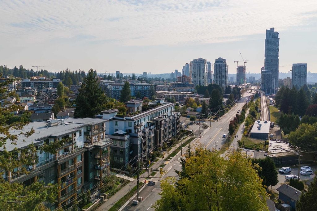 700 Clarke Rd, #502