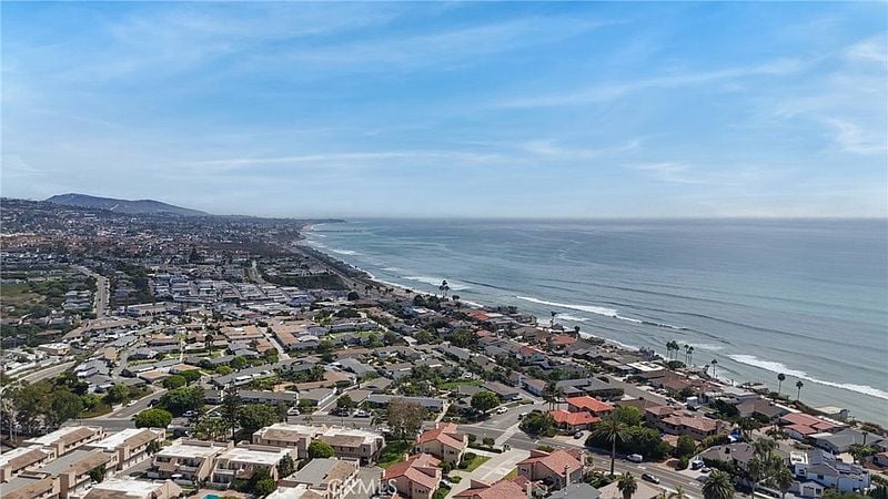 202 Del Gado Rd
