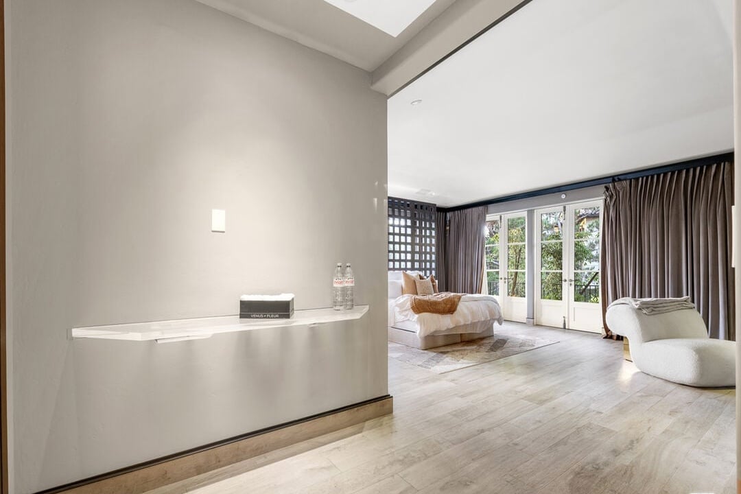 Century Woods Dr, 90067