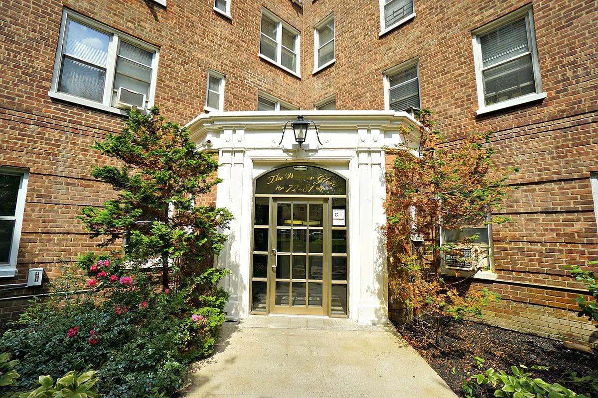 72-81 113th Street Unit: 5F