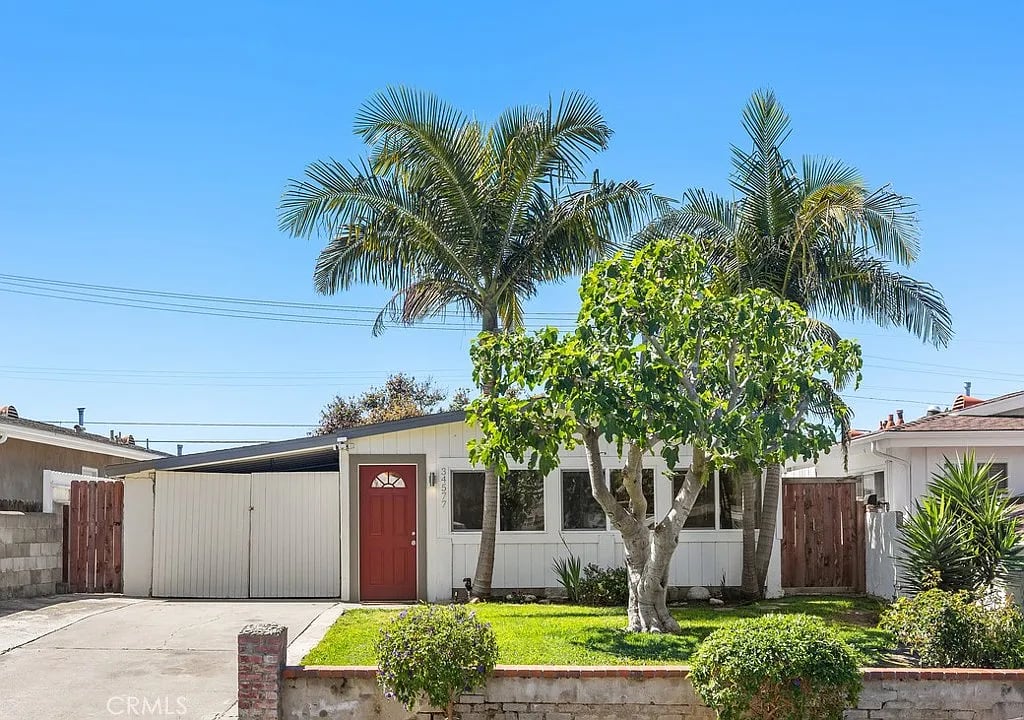 34577 Calle Portola