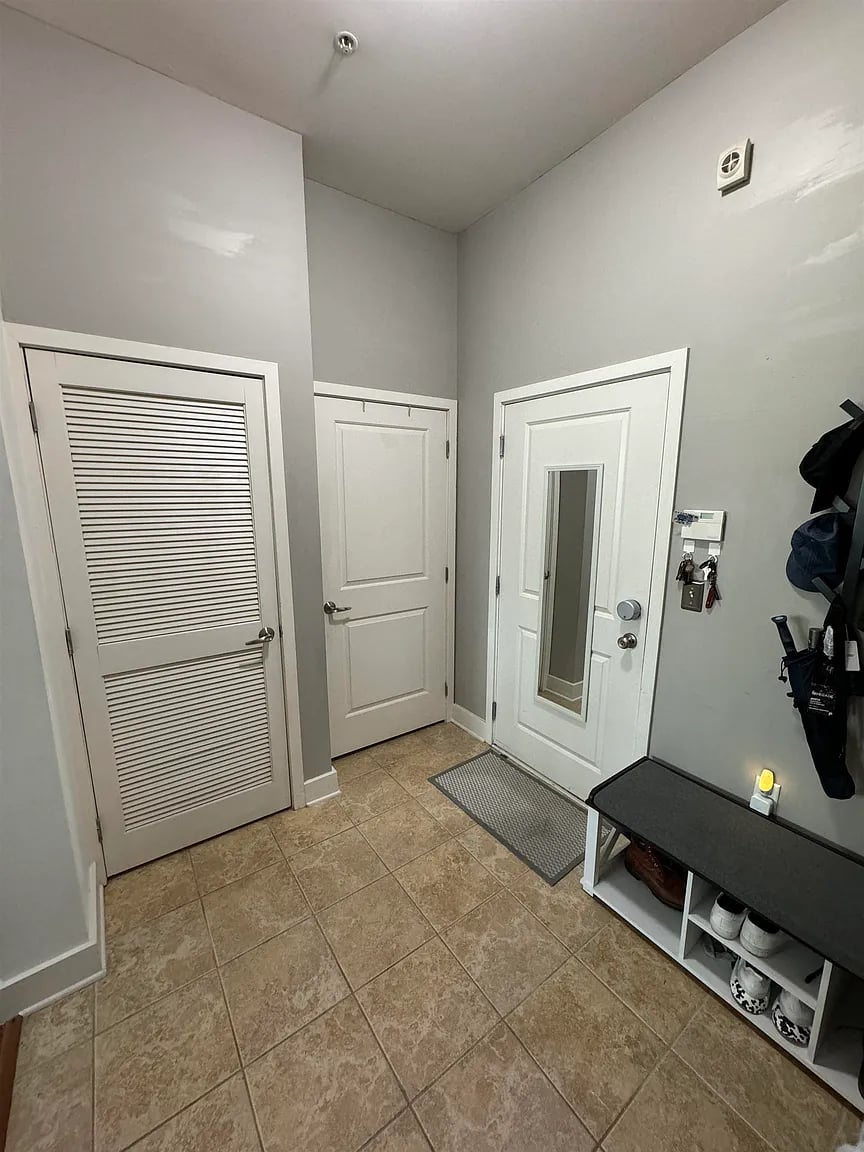3 Greenwich Dr #89