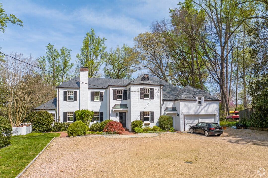 Stratford Hills