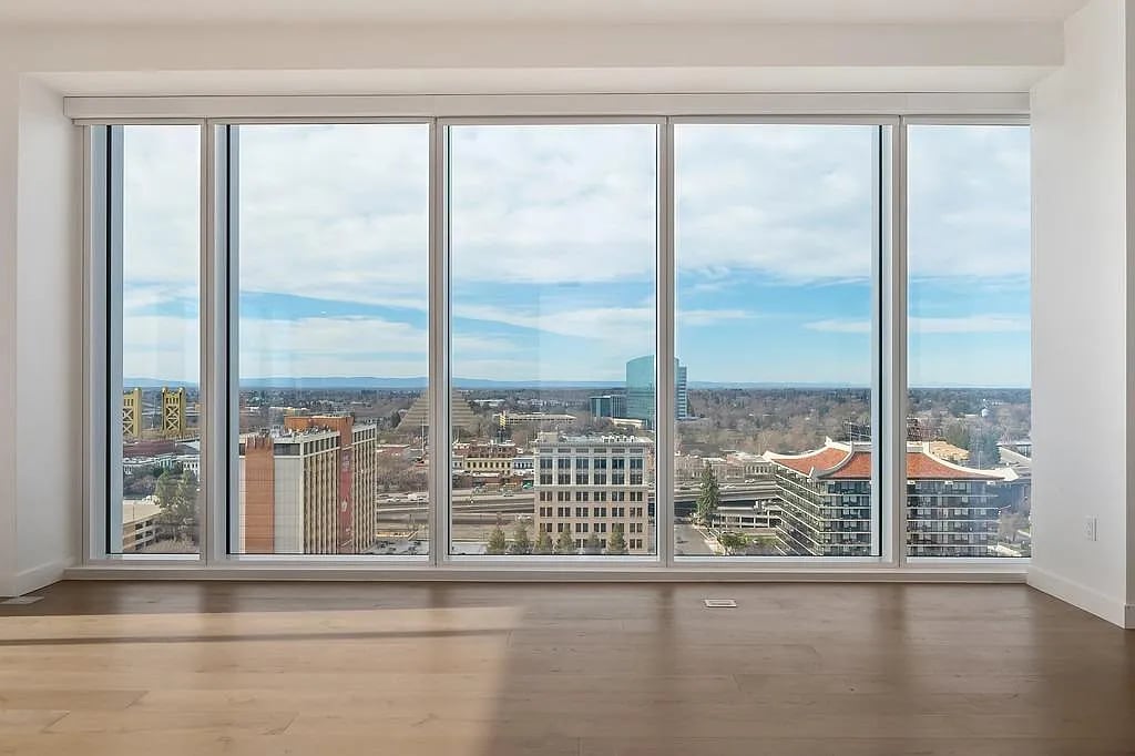 500 J St #1701