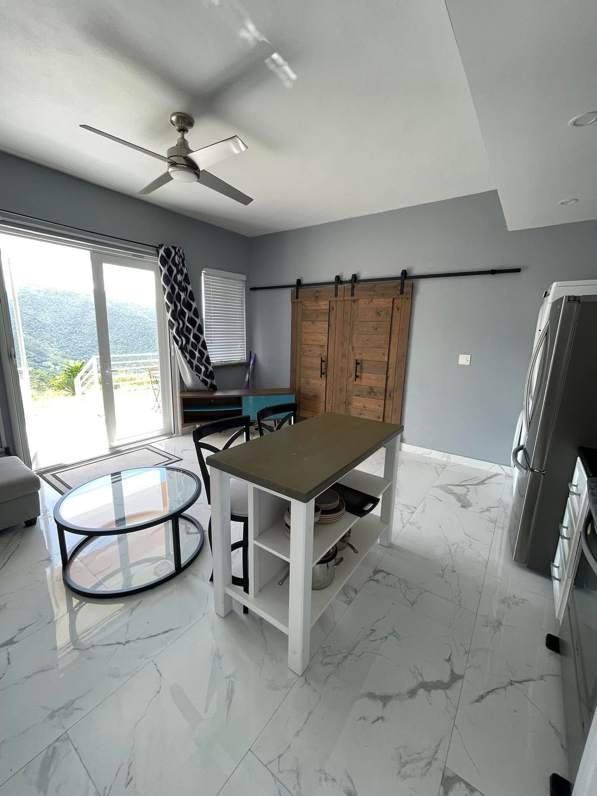 1097 Luck Hill 1 Bedroom Apartment