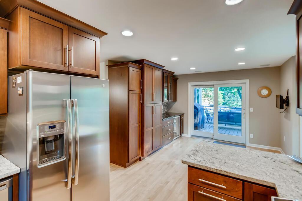 4100 Auburn Dr