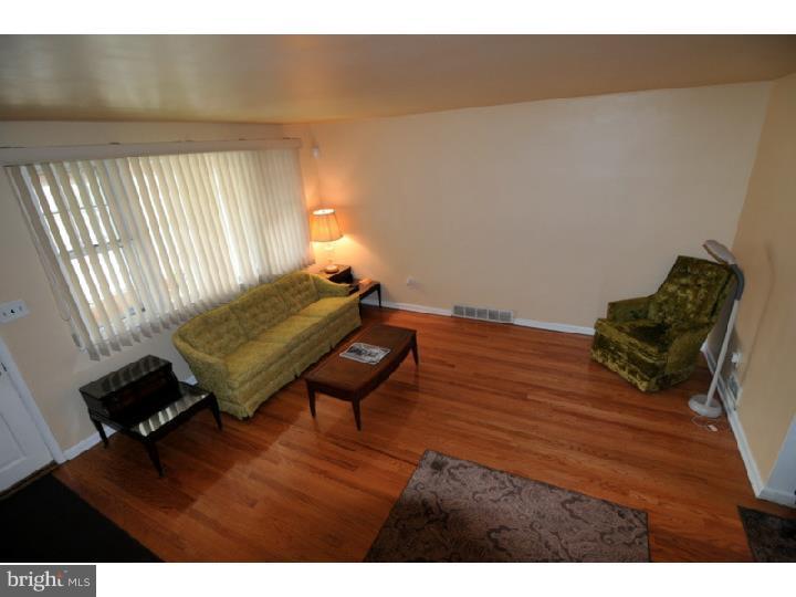 104 W 40th St