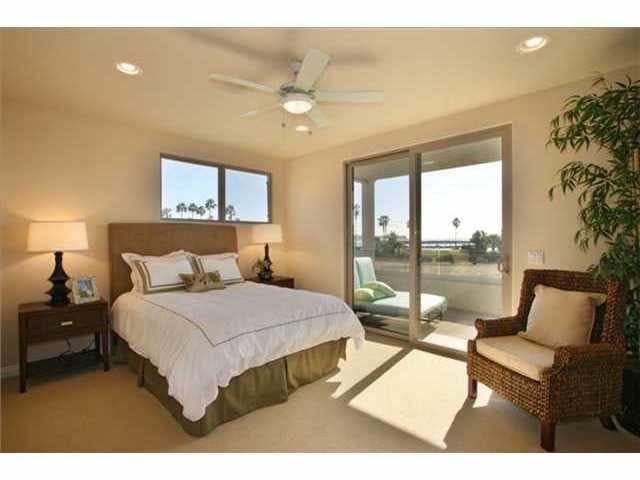 2663 Ocean Front Walk #2