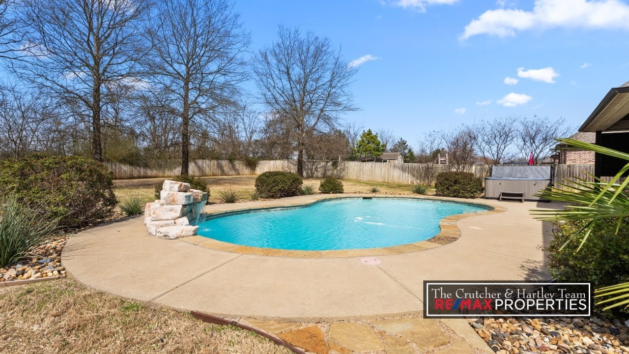 21428 Boone Dr