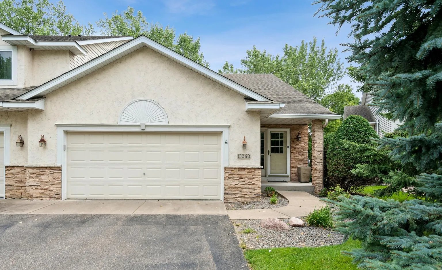 Walkout Townhouse with Main Floor Living, Nature Views