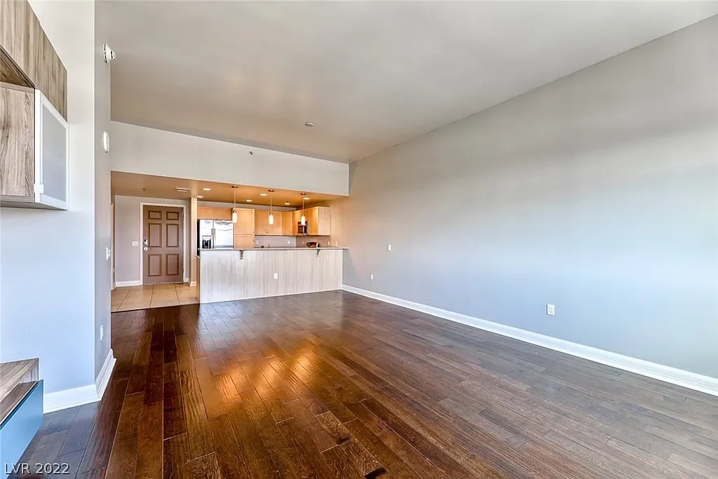 150 Las Vegas Blvd #1604