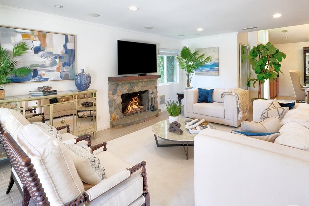 Vireon Crest, Morning View Dr, 90265