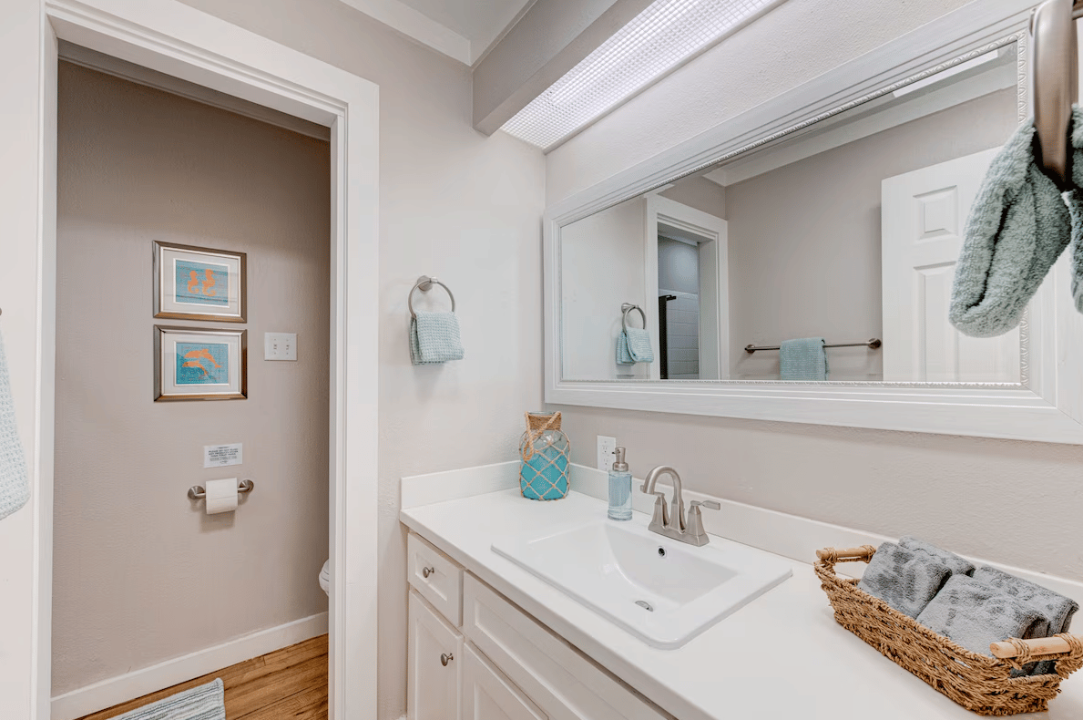 Seller Financing Available! Rockport Home With Runway Canal Views!