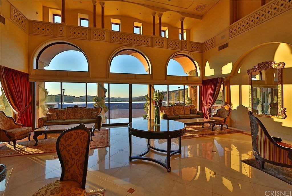 Tranquil Opulent
