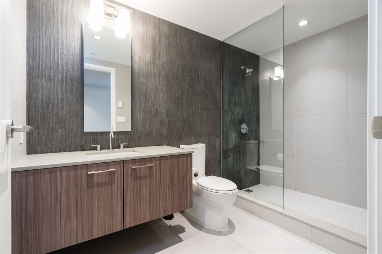 728 W 8th Ave, #502