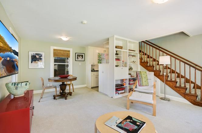 204 W 32nd St