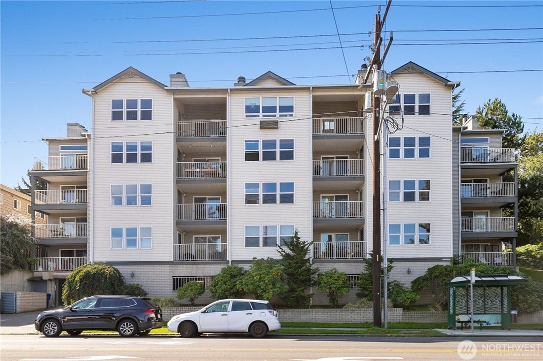 965 W Nickerson Street #24